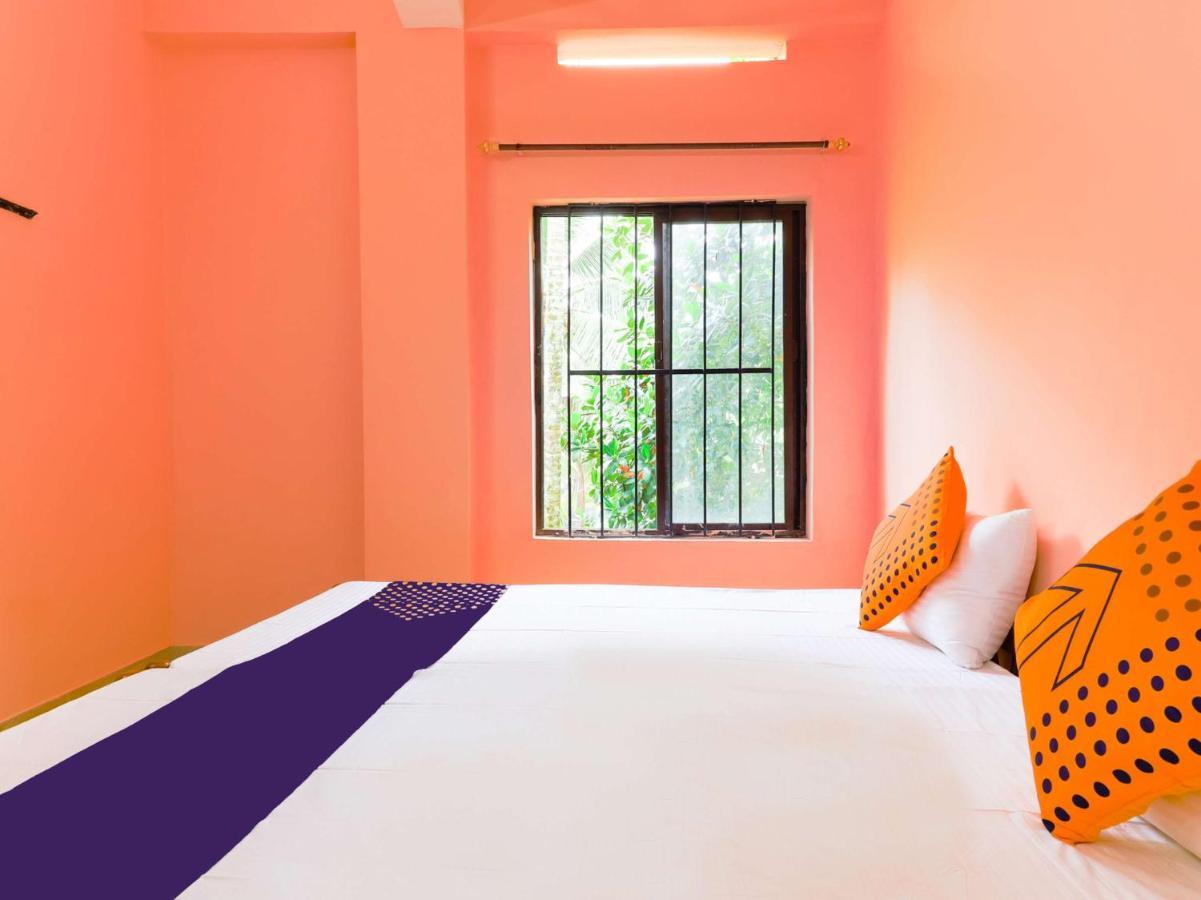 Panmana Oyo New Mubarak Tourist Home מראה חיצוני תמונה